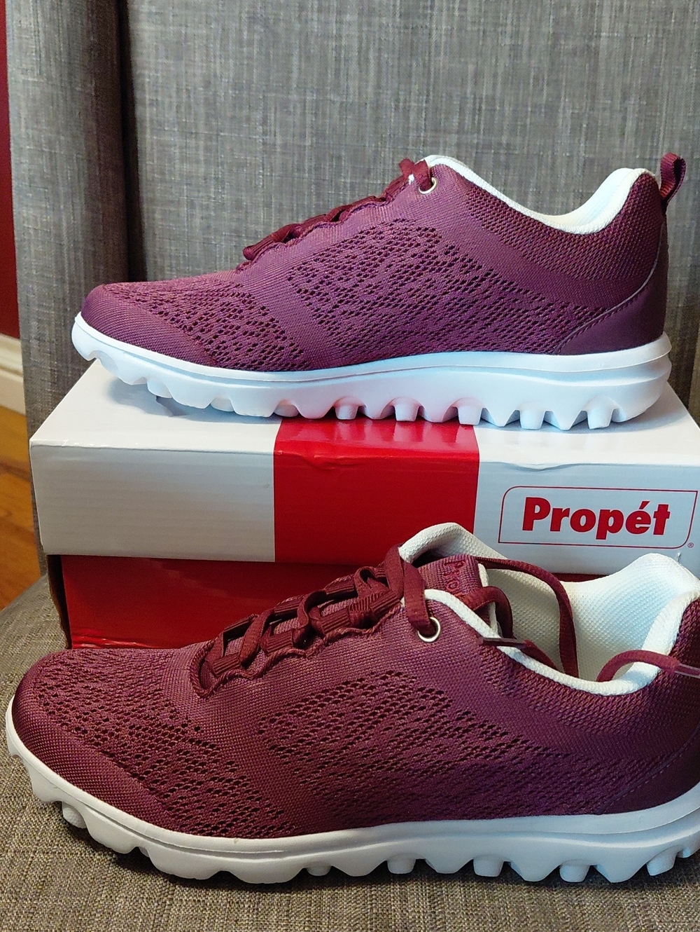 Propet Women's Athletic Walking Shoes SIZE 8